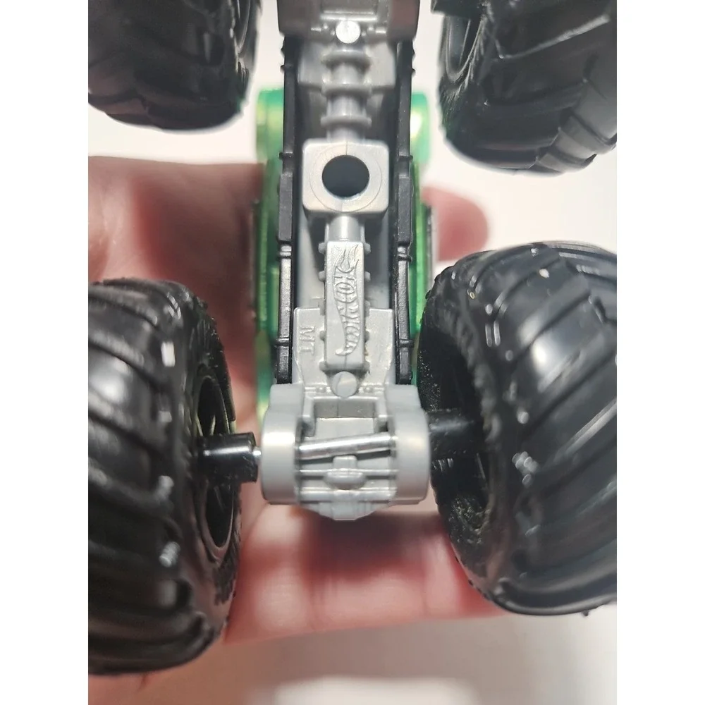 Hot Wheels Monster Jam Truck HW Demo Derby 1:64 Diecast Truck Superman Twin Mill